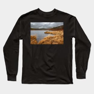 Llyn Barfog (The Bearded Lake), Snowdonia Long Sleeve T-Shirt